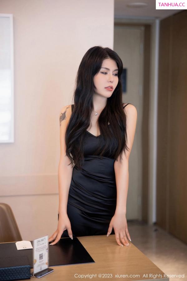   [XiuRen]高清写真图 2023.05.10 No.6709 杏子Yada 新人美腿第4张图片